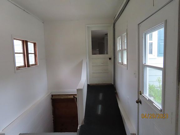 4th image of 68124 Cherry Ln