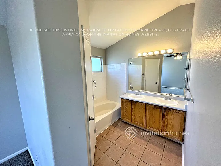 18254 E Adriatic Pl — Photo 19