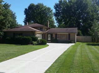 26859 Driscoll Ln, North Olmsted, OH 44070