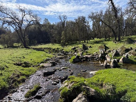 5th image of 3 Shinn Ranch Rd