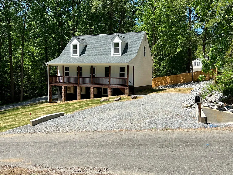 6432 Ware Rd — Photo 2