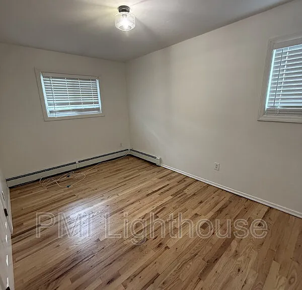 2077 Feuereisen Ave — Photo 14