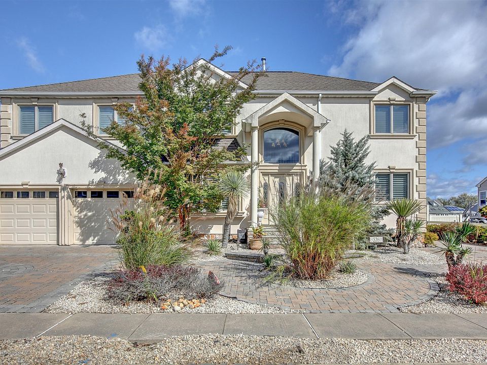 1st image of 326 Aldo Dr