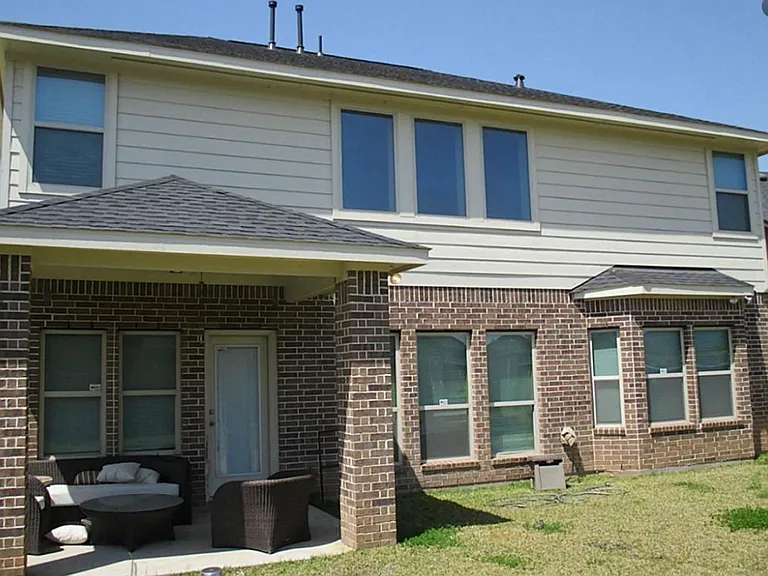 19419 Bronte Springs Ct — Photo 2