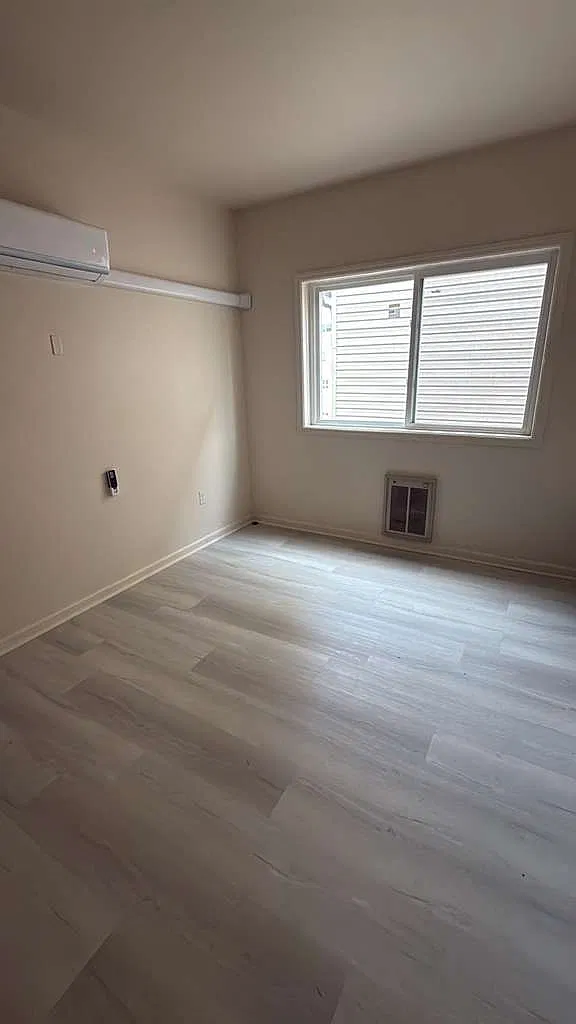 Studio, $1,400 — Photo 4