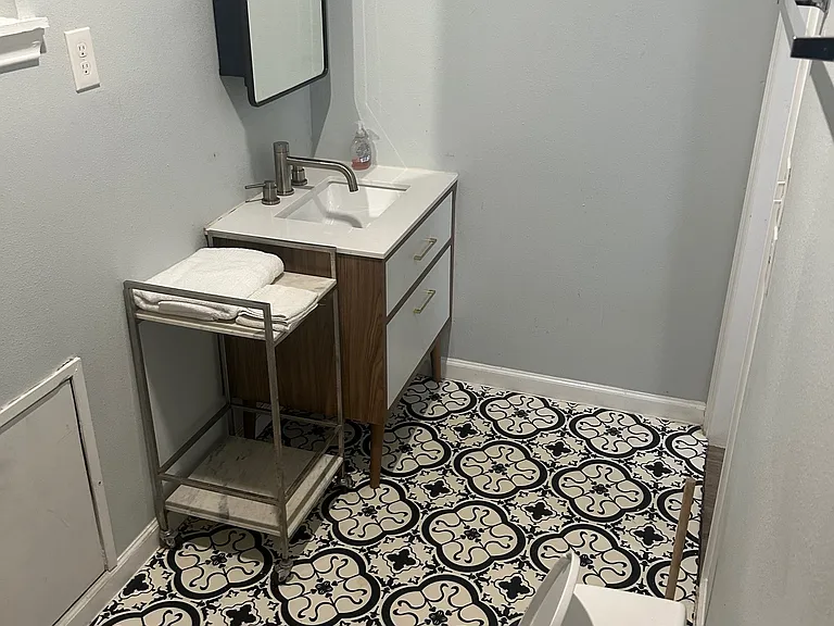 4812 Oakland St #3 — Photo 14