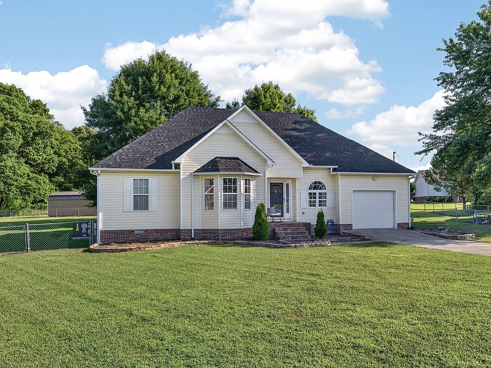 1st image of 6 Robinwood Dr