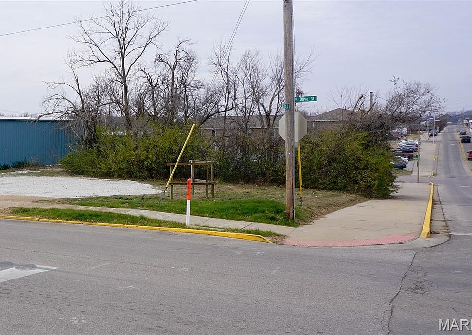 2nd image of 025/AC N Olive St