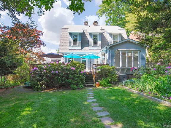 5th image of 251 Mount Hope Boulevard