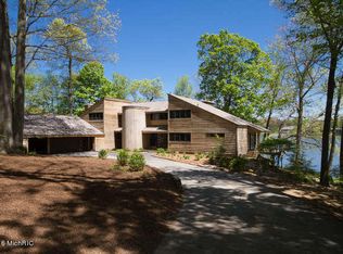 7178 Aqua Fria Ct SE, Grand Rapids, MI 49546