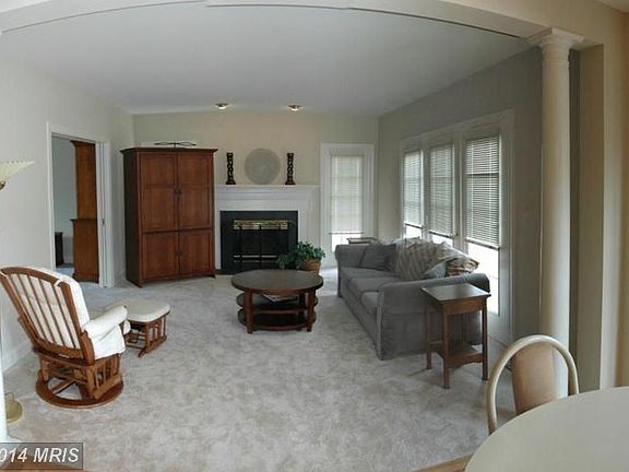 5th image of 6015 Woodlake Ln