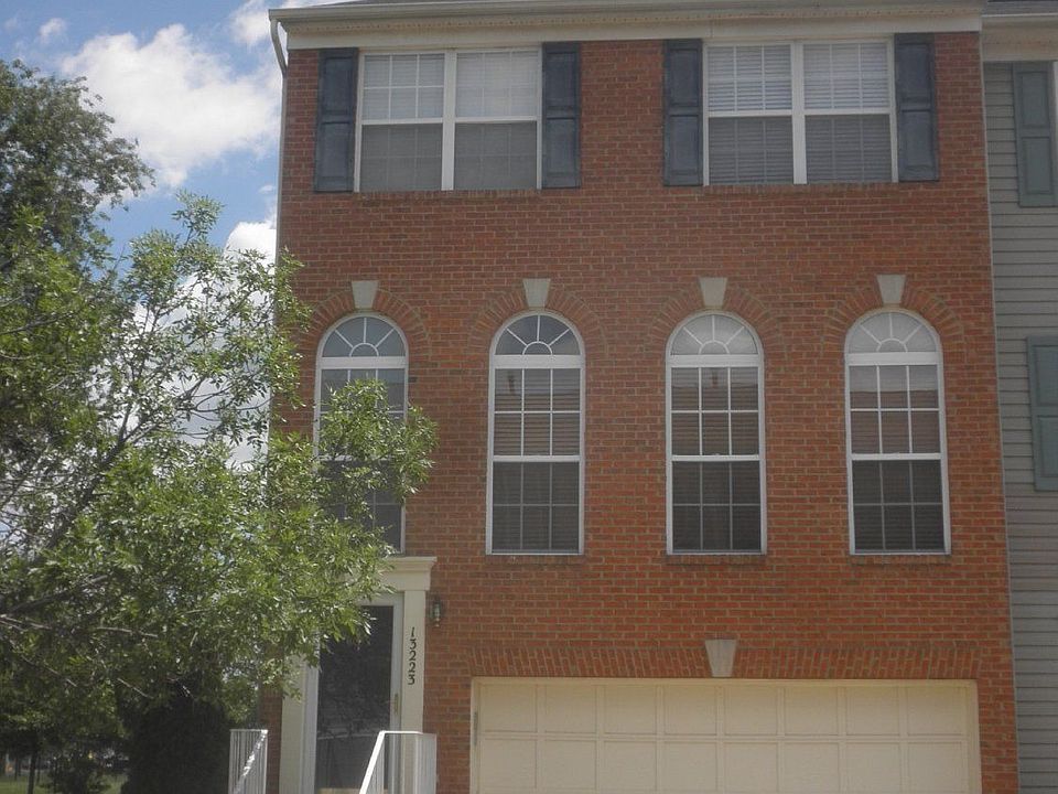 For Sale: 13223 Rolling Plains Ct, Herndon, VA 20171