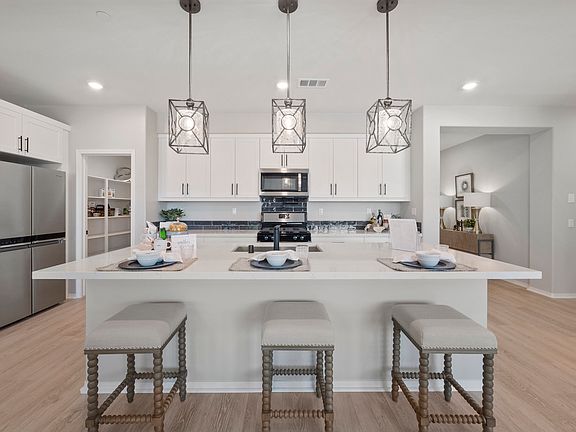4th image of 9031 Black Thorn St #Ioi0yi