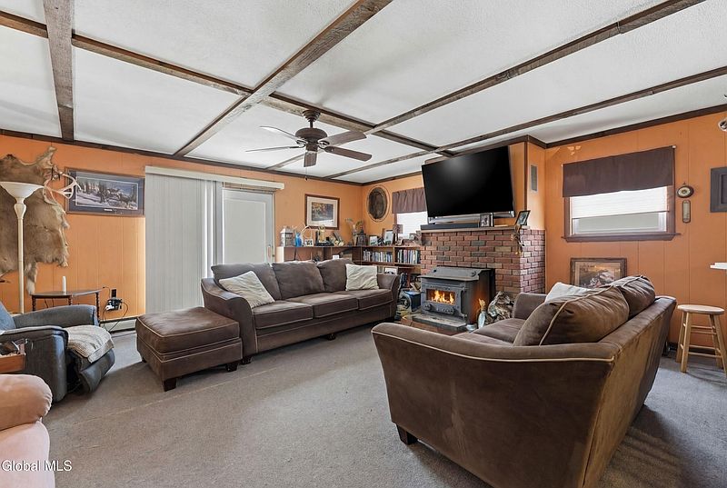 5th image of 106 Kelsey Pond Lane
