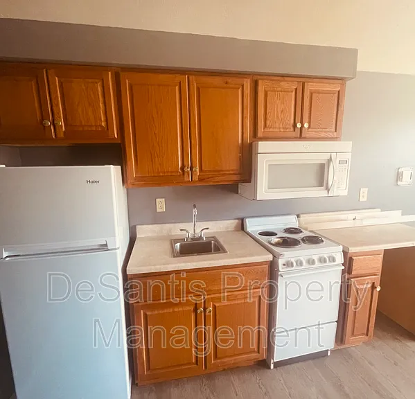 401 Moon Clinton Rd #11 — Photo 5