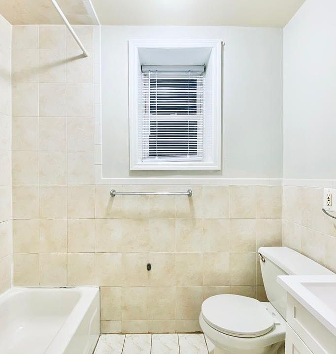 2nd image of 208 New York Ave #7