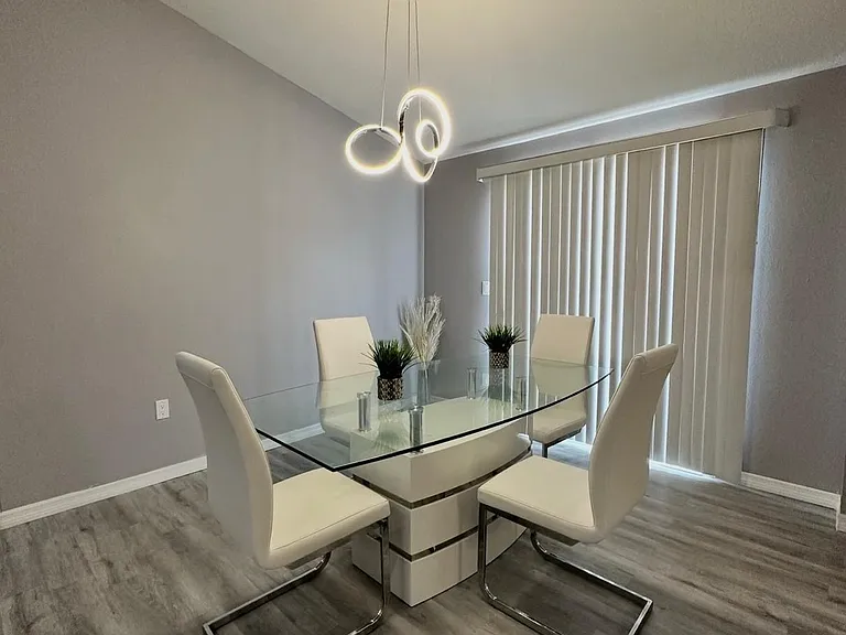 8326 Shallow Creek Ct — Photo 13