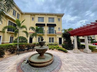 5222 Beach Breeze Ct, Tampa, FL 33609