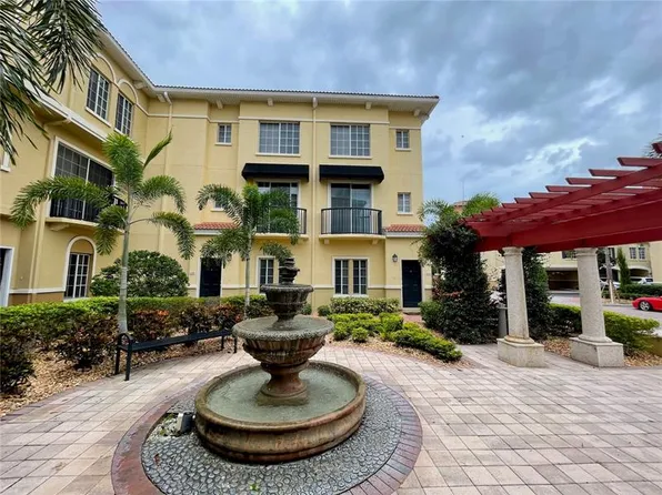 5222 Beach Breeze Ct, Tampa, FL 33609