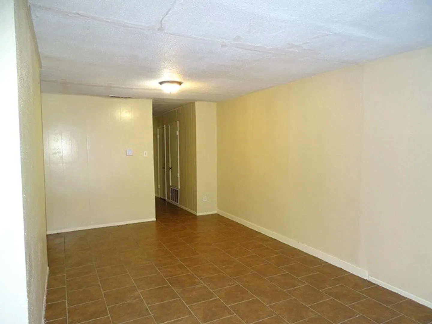 1134 San Francisco, San Antonio, TX. 78201 — Photo 4