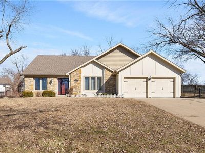 6525 Pflumm Rd, Shawnee, KS, 66216