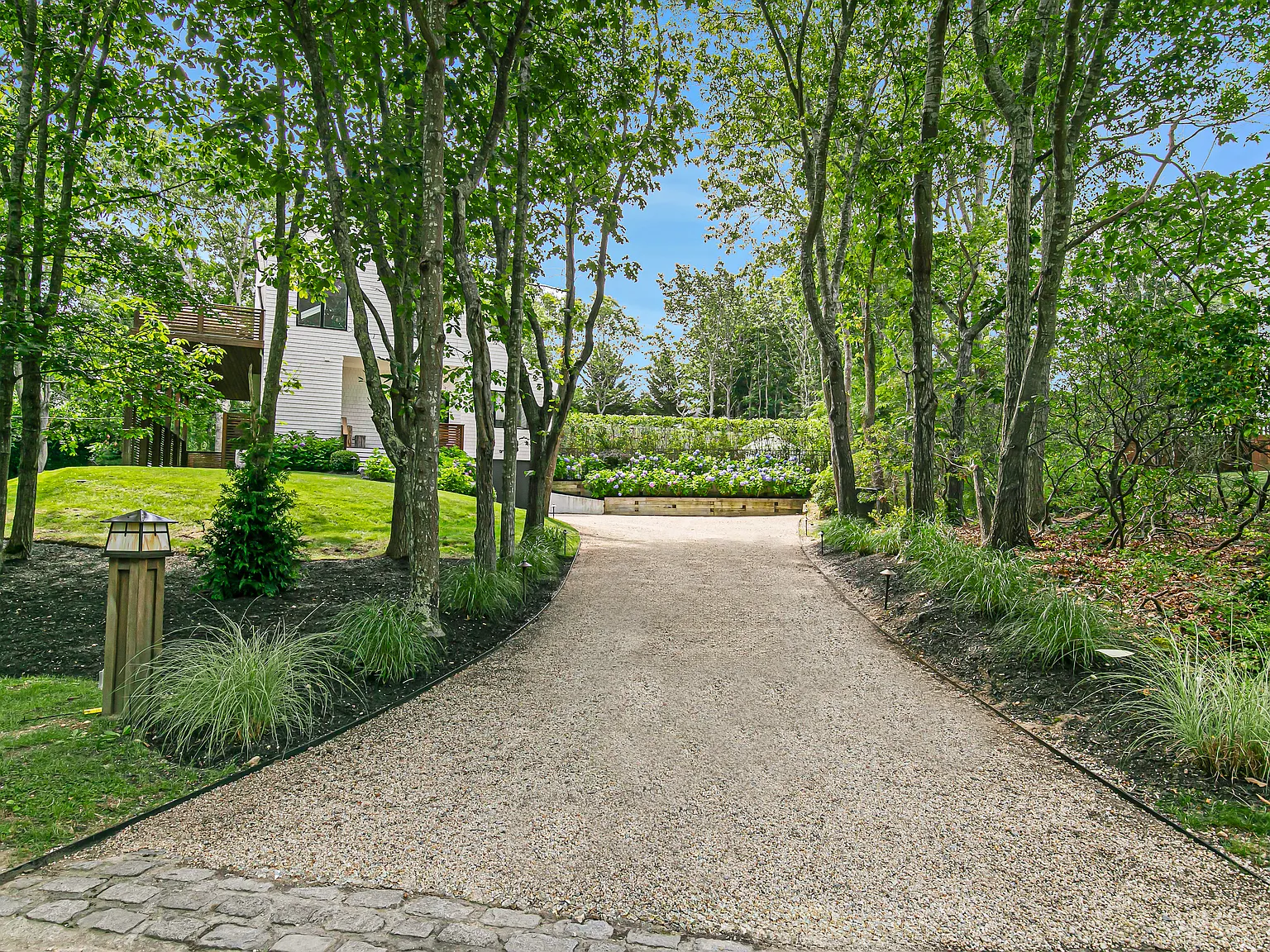 5 Bedroom Entertainer's Paradise — Photo 2