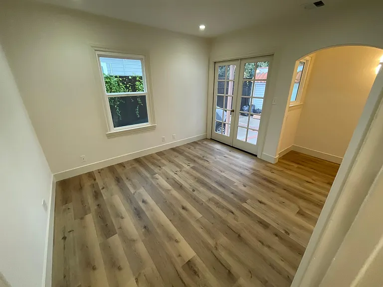 236 N Myers St — Photo 17