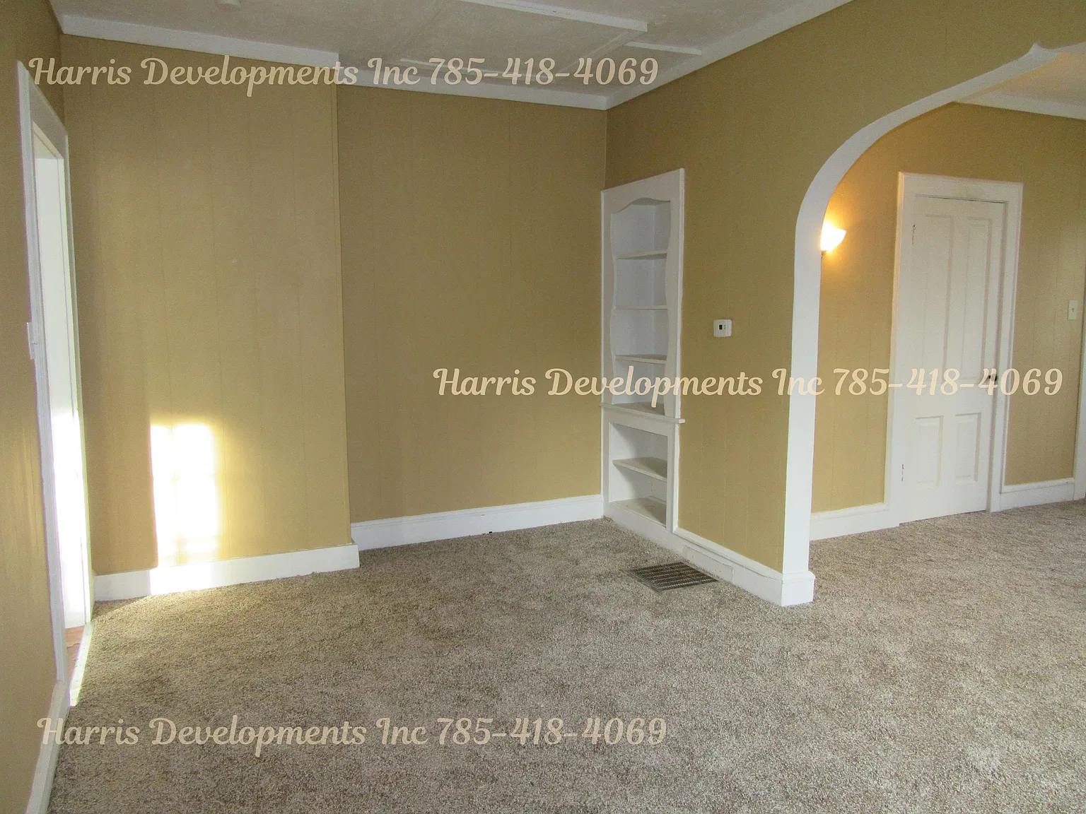 2 bed, $1,100 — Photo 4