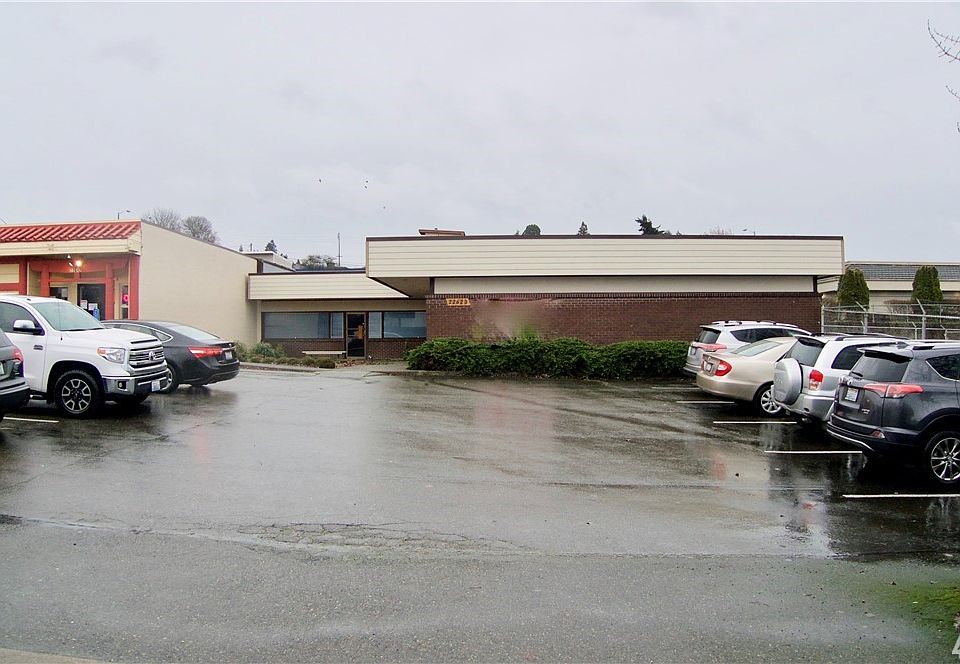 1st image of 22620 7th Ave S