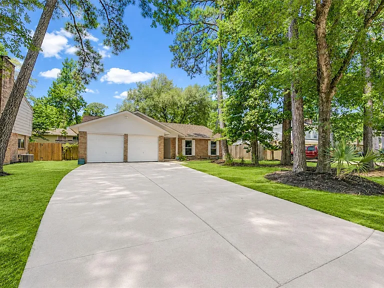 2114 River Village Dr — Photo 5
