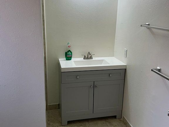 2nd image of 431 Sefton Ave APT A