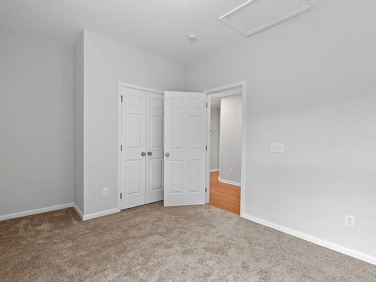 136 Gathering Island Rd — Photo 25