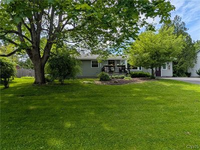 8251 Exeter Dr, Baldwinsville, NY, 13027