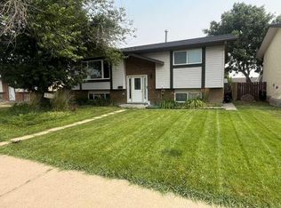 10 W Chow Ave SE, Medicine Hat, AB T1B 2T1