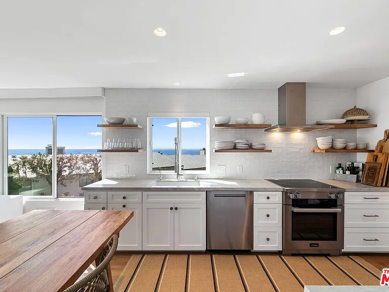 29680 Zuma Bay Way — Photo 11
