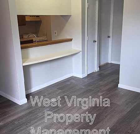 3rd image of 200 Main St #102