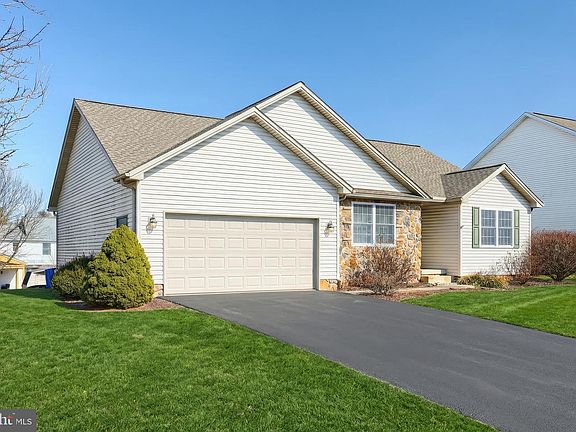 3rd image of 1835 Michelle Dr