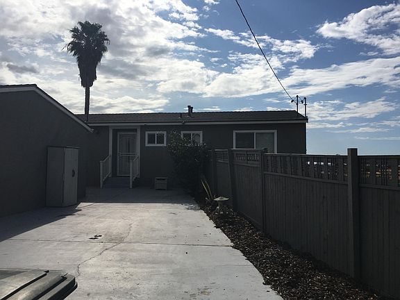2nd image of 1252 Hilltop Dr