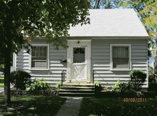 1596 Wood St, Crete, IL 60417