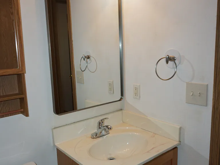823 N Storer Ave — Photo 7