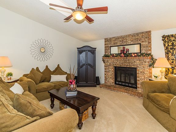 5th image of 8620 Freemantle Dr