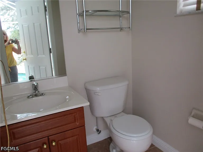 3046 SW 24th Ave — Photo 19