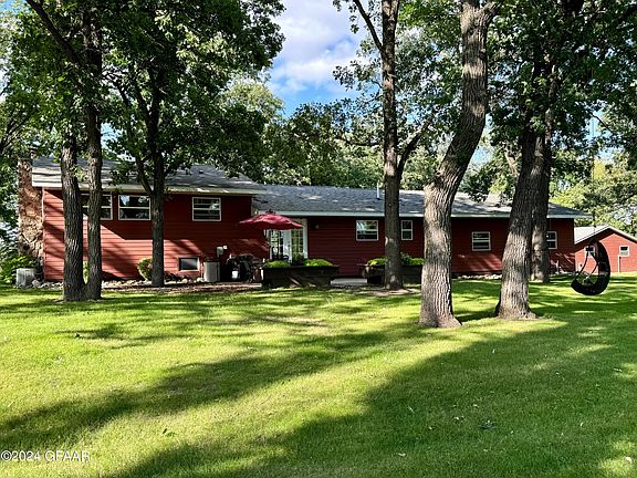 4th image of 9452 Sandhill Ln