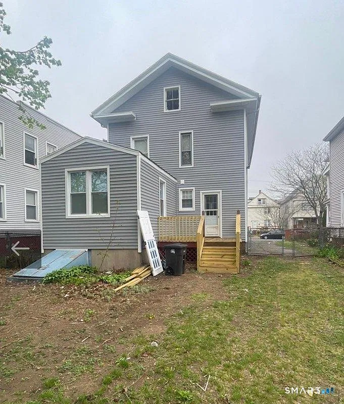 2 bed, 1.5 bath, 850 sqft, $1,900 — Photo 1