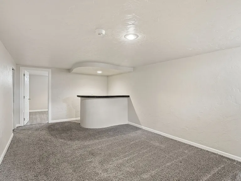 1328 W Gordon Ave — Photo 18