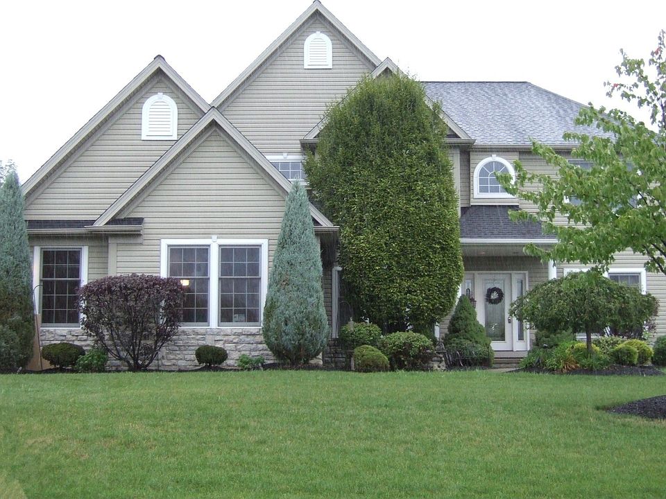 Beautiful Colonial on 1.31 Acre Wooded Lot