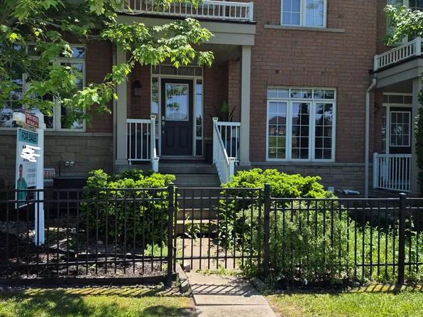 107 Barkdale Way, Whitby, ON L1N 0G2