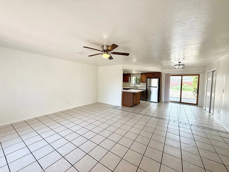 7860 E Spouse Dr — Photo 2