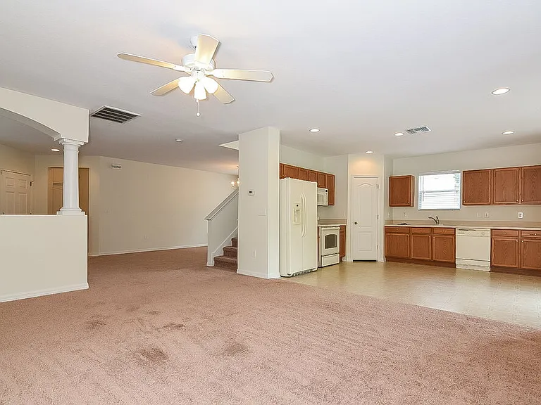 10138 Perthshire Cir — Photo 4