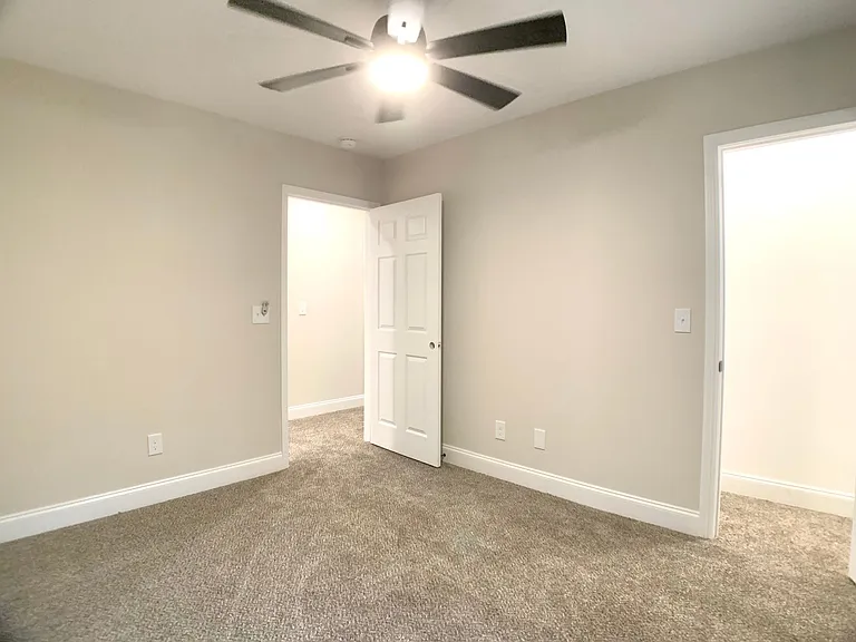 917 Sinclair Dr — Photo 24